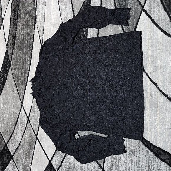 FLORAL LACE BLACK SHEER FITTED MOCK-NECK LONG-SLEEVED TOP - Picture 1 of 15